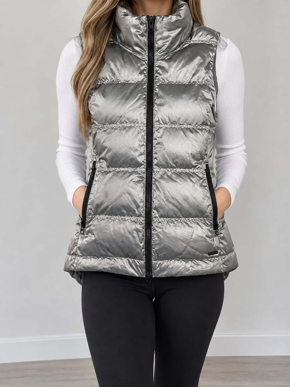 Athleta Puffer Vest Silver Metallic Full Zip Pockets size M